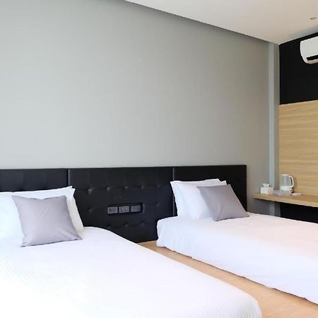 Srianunt Boutique Hotel Buriram Ngoại thất bức ảnh