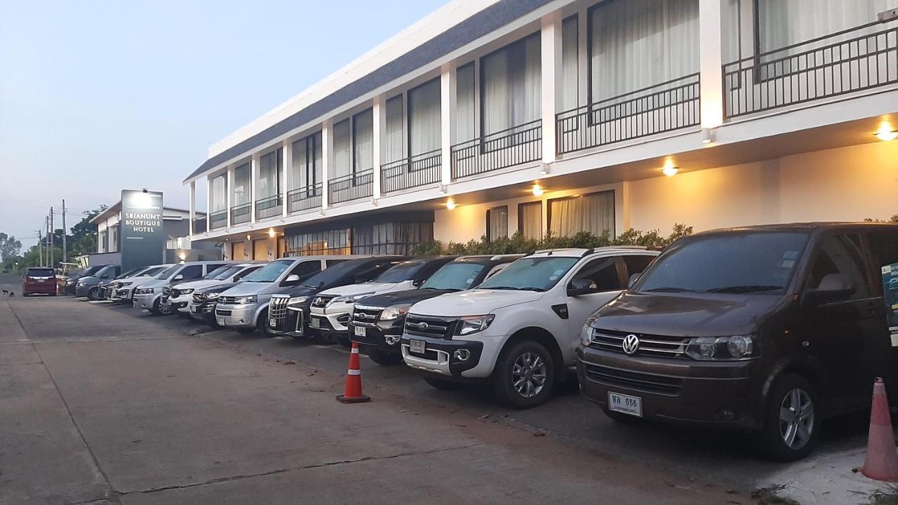 Srianunt Boutique Hotel Buriram Ngoại thất bức ảnh